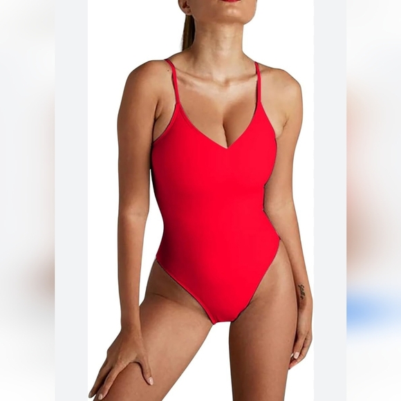 Women's Knotted Strappy Back One Piece Swimsuit - Red - Med Beach Pool Resort - Picture 1 of 5